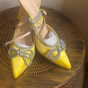 Chic Yellow Satin Heels with Rhinestone Detail